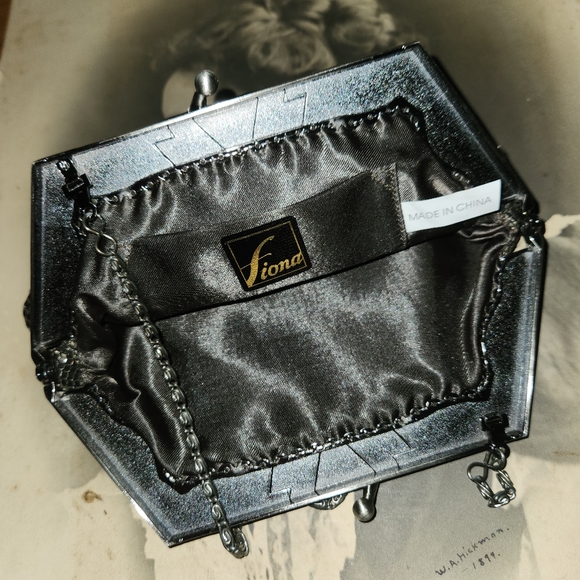 Metal Mesh Art Deco Style Fiona Evening Bag Purse - Picture 3 of 3